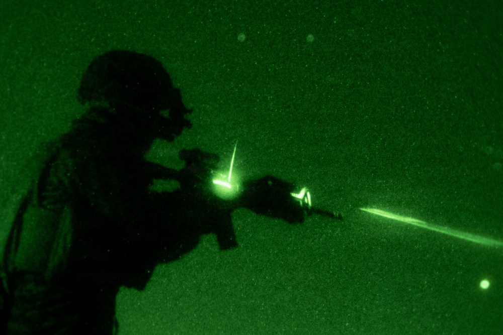 Combat Logistics Battalion 22 Conducts Marine Corps Rifle Qualification Tables 3-6 Range during Field Exercise