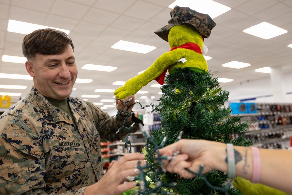 MCAS Beaufort Festival of Trees competition