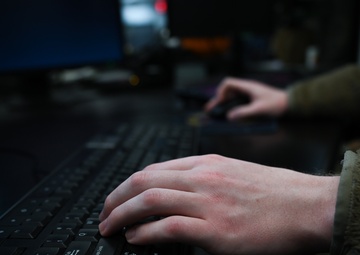 AF DCGS AET shift provides tailored analysis to Air Components