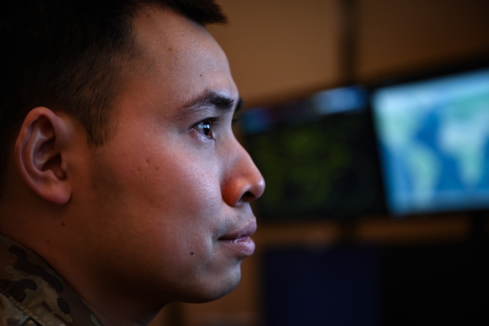 AF DCGS AET shift provides tailored analysis to Air Components