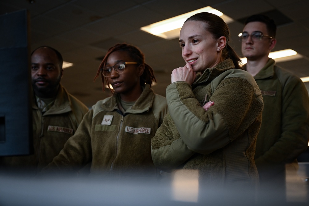 AF DCGS AET shift provides tailored analysis to Air Components