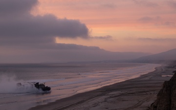 11th MEU Marines, Sailors Conduct Ship-To-Shore Movement
