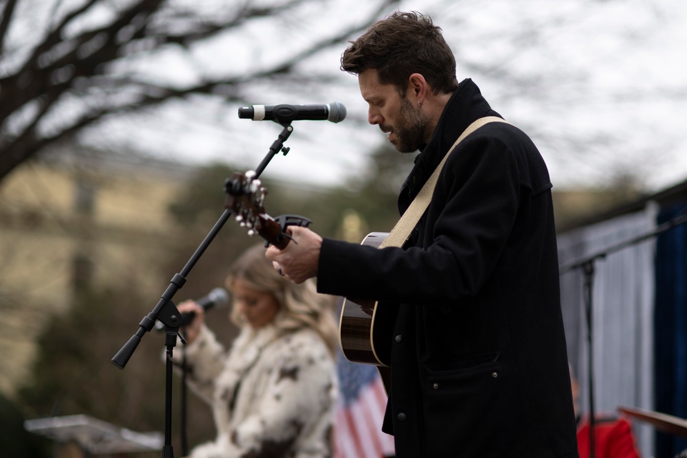 SW Hosts Pentagon Christmas Worship Service