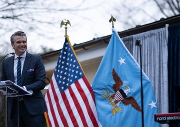 SW Hosts Pentagon Christmas Worship Service