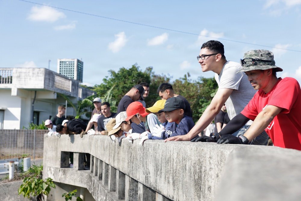 UDP Marines River Clean-Up Alongside Local Community