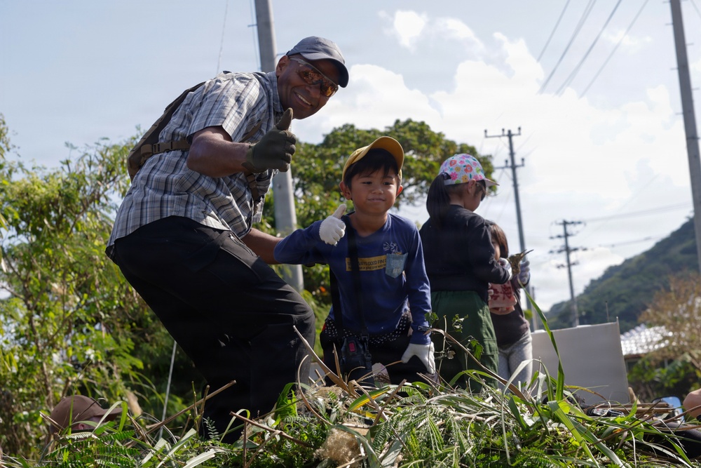 UDP Marines River Clean-Up Alongside Local Community
