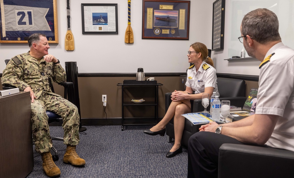 SMWDC hosts members of the Royal Norwegian Navy