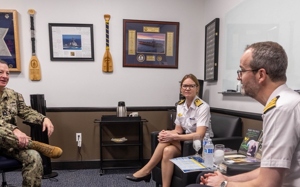 SMWDC hosts members of the Royal Norwegian Navy