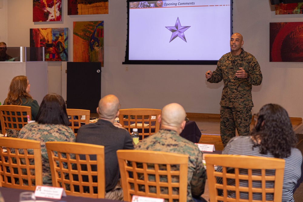 3rd MLG Holds Commanders' Conference