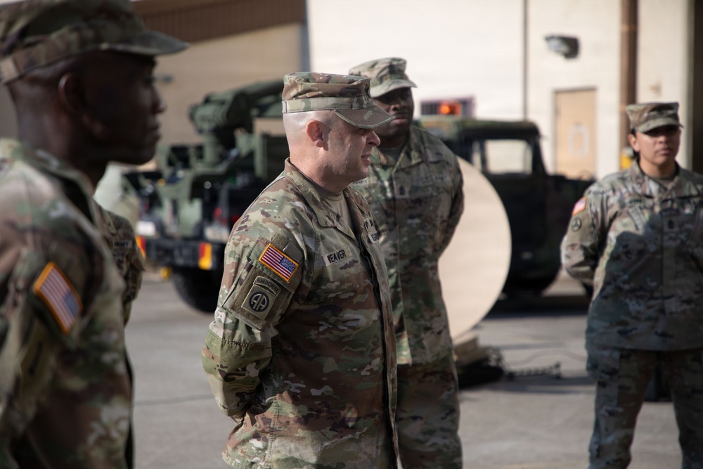 U.S Army Eighth Army Command Sergeant Major Jeffery D. Weaver visits 1st Signal Brigade