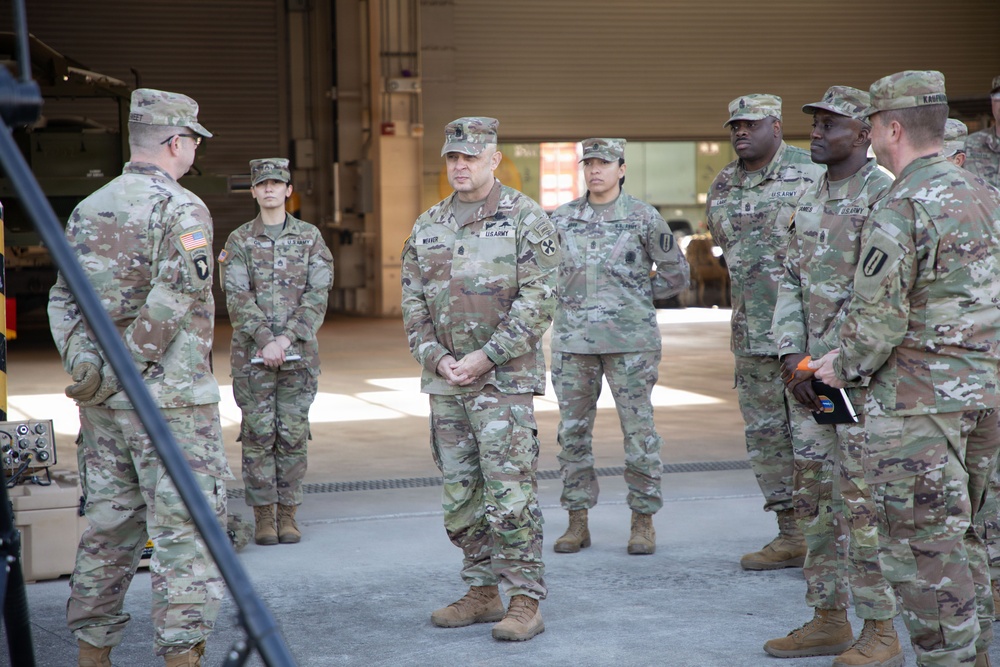 U.S Army Eighth Army Command Sergeant Major Jeffery D. Weaver visits 1st Signal Brigade