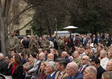 SW Hosts Pentagon Christmas Worship Service