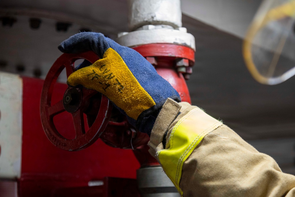 Abraham Lincoln conducts general quarters drill