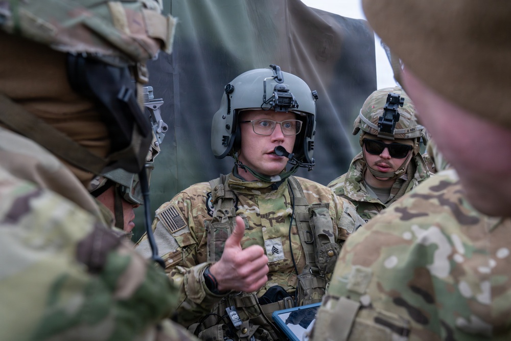 12th CAB Enhances Readiness with Sling-Load Training