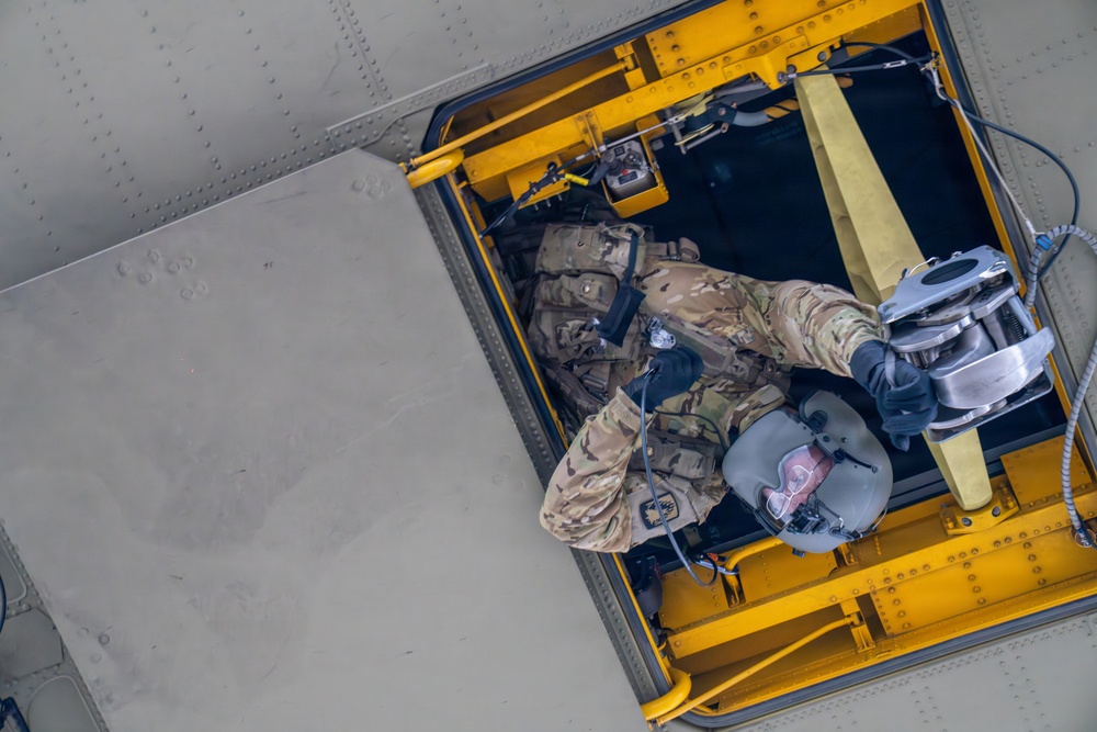 12th CAB Enhances Readiness with Sling-Load Training