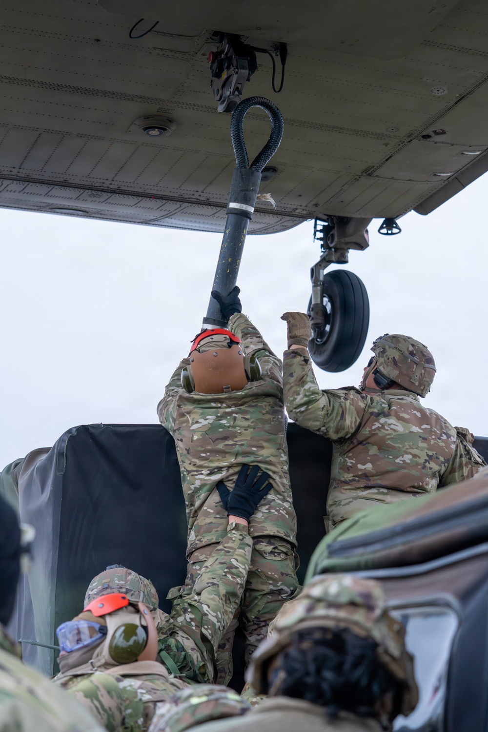 12th CAB Enhances Readiness with Sling-Load Training