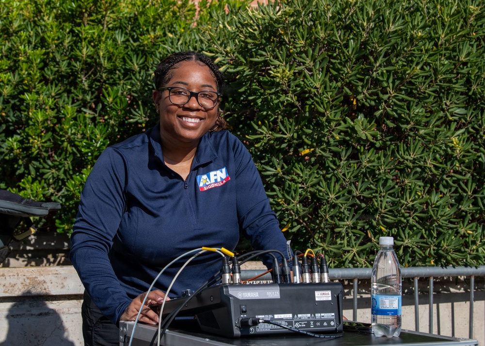 DoDEA Sigonella holds Jingle Jog 2025