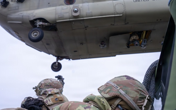 12th CAB Enhances Readiness with Sling-Load Training