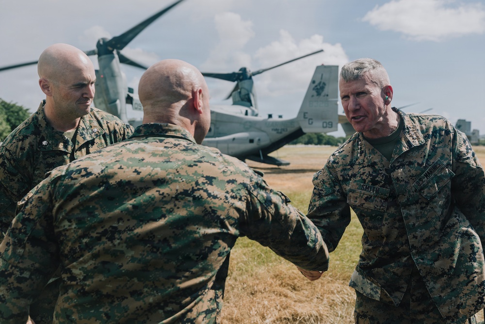 Commandant of Marine Corps, General Eric M. Smith, Visits 22nd MEU(SOC) In Puerto Rico