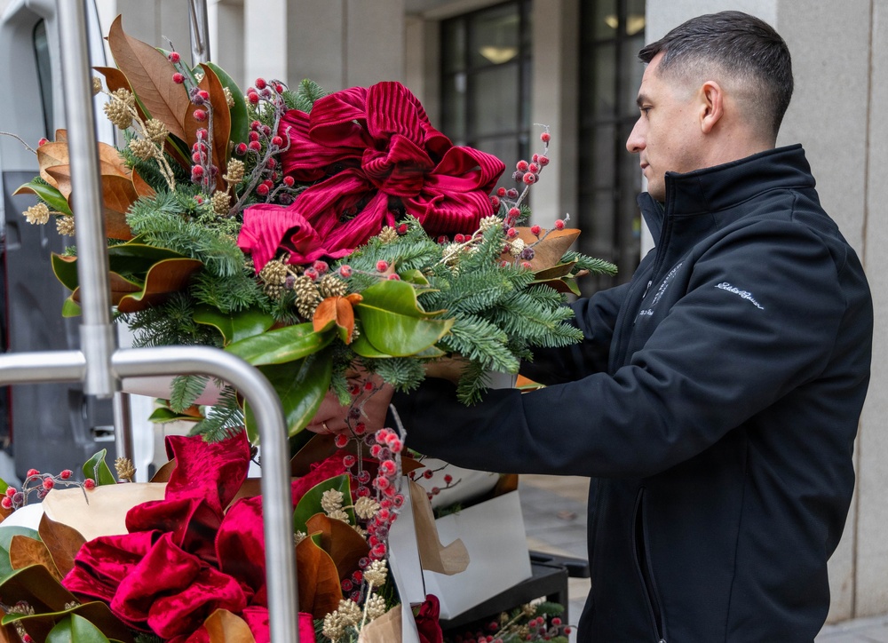Vice President’s Residence donates wreaths to Walter Reed