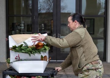 Vice President’s Residence donates wreaths to Walter Reed