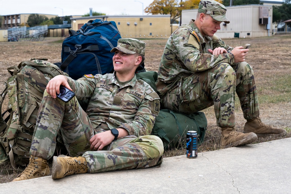 Newly graduated combat medics head home for the holidays