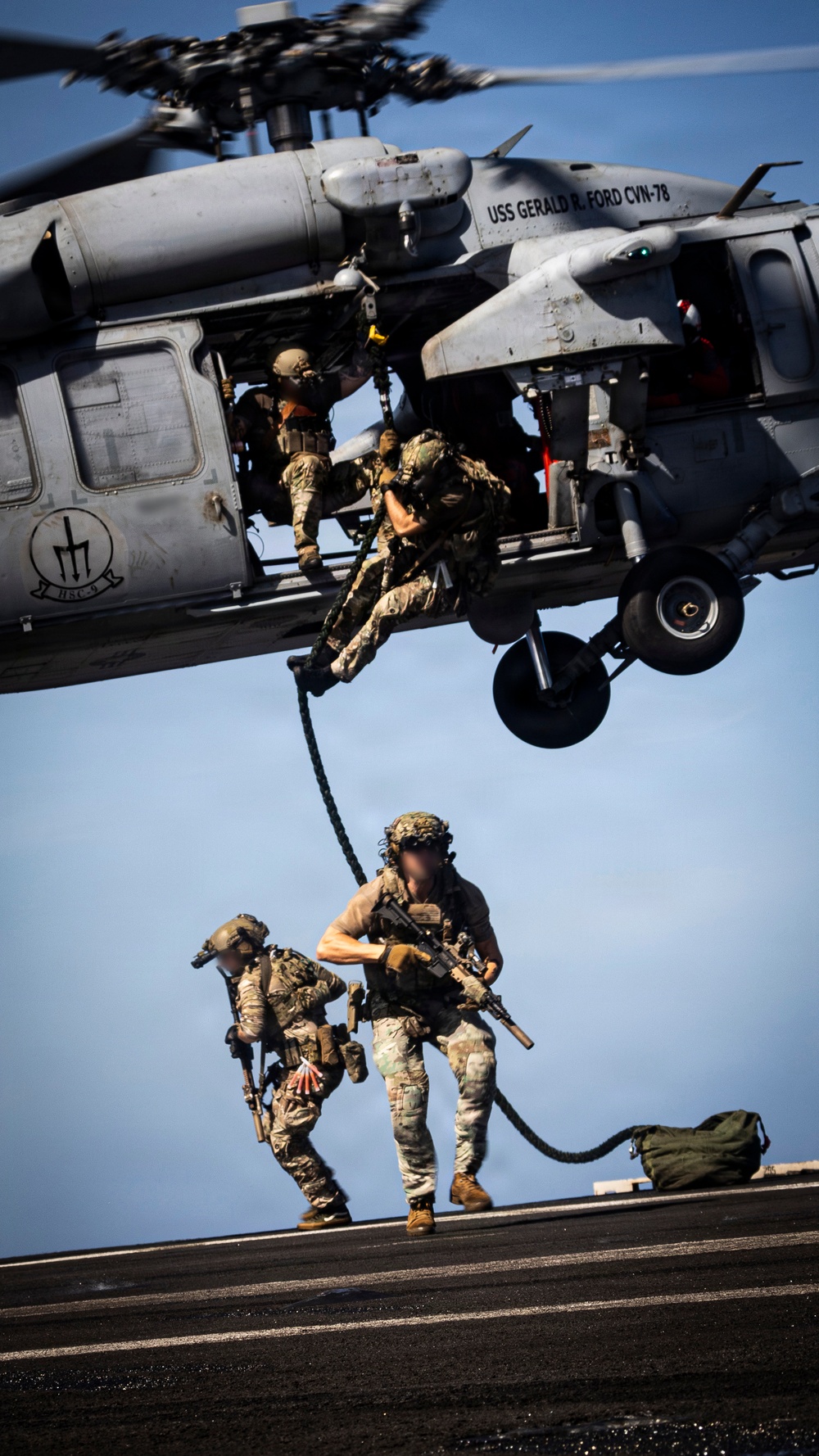USS Gerald R. Ford (CVN 78) Vertical Hoist Exercise