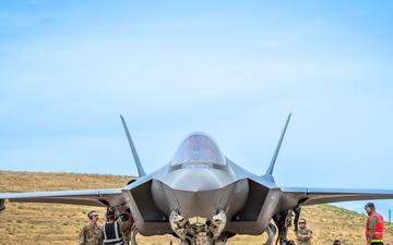 419th Fighter Wing certifies Air Force Reserve’s first F-35 hot integrated combat turns