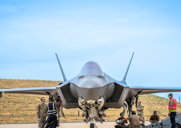 419th Fighter Wing certifies Air Force Reserve’s first F-35 hot integrated combat turns