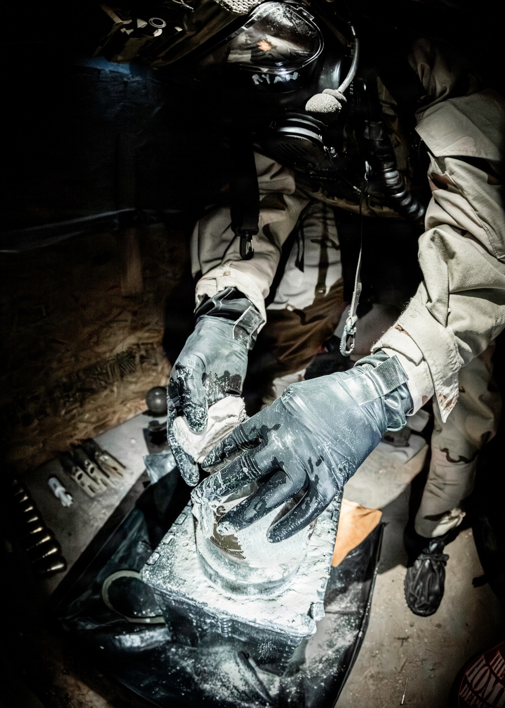 EOD Technicians Conduct a Chemical Drill