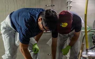 Engineering the Future - University of Hawai'i students find real-world experience at Pearl Harbor Naval Shipyard