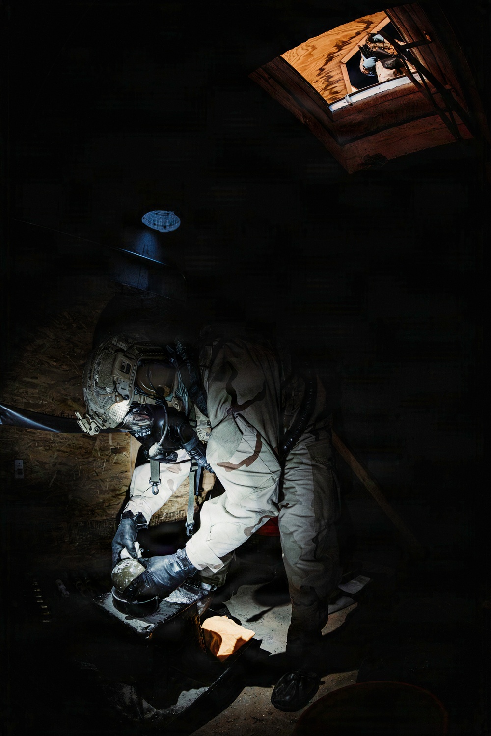 EOD Technicians Conduct a Chemical Drill