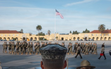 The Republic of Korea Sgt. Maj. of the Marine Corps visits MCRDSD