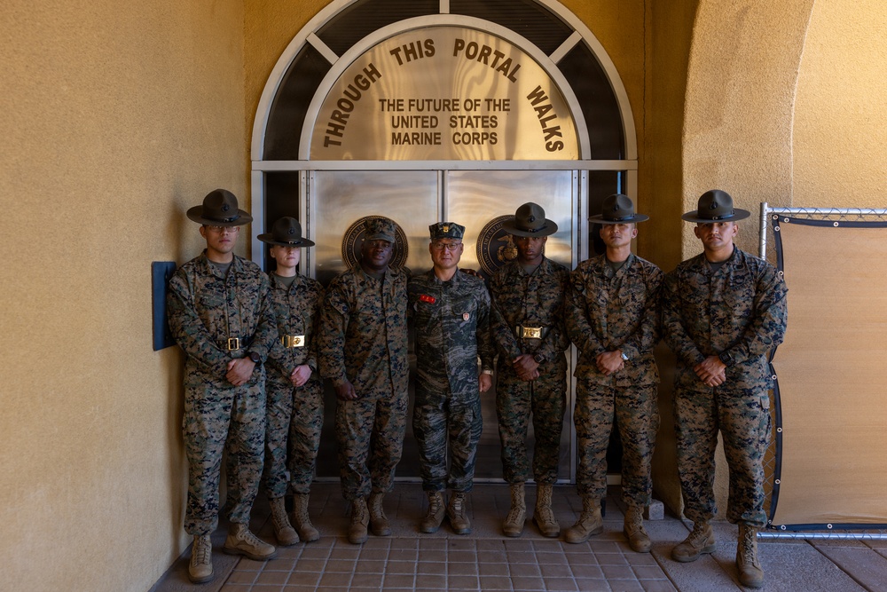 The Republic of Korea Sergeant Major of the Marine Corps visits MCRD San Diego