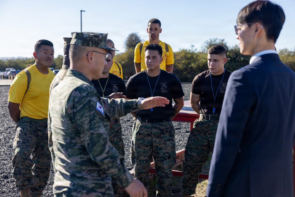 The Republic of Korea Sergeant Major of the Marine Corps visits MCRD San Diego