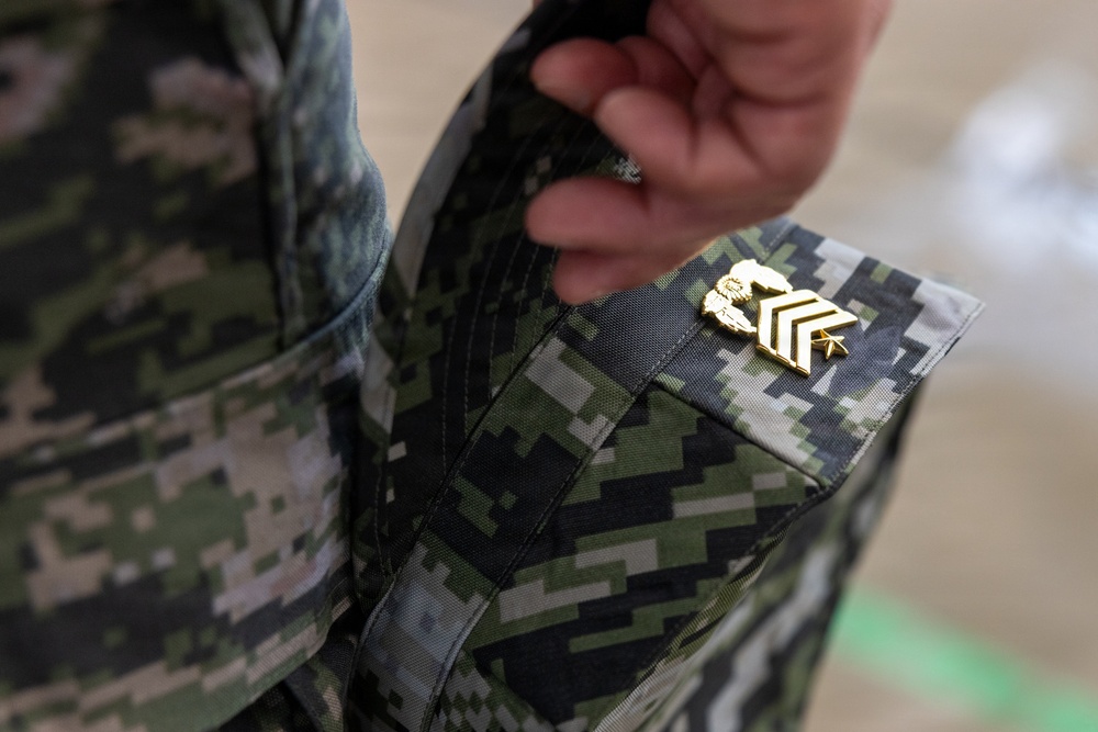 The Republic of Korea Sergeant Major of the Marine Corps visits MCRD San Diego