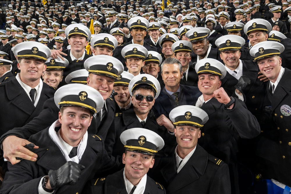 SECWAR Attends 126th ARMY-NAVY Game