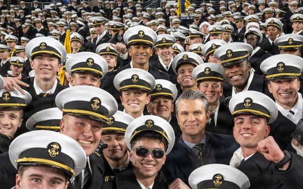 SECWAR Attends 126th ARMY-NAVY Game