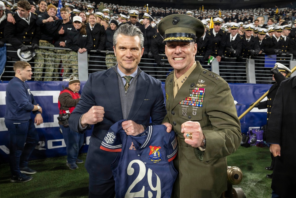 SECWAR Attends 126th ARMY-NAVY Game