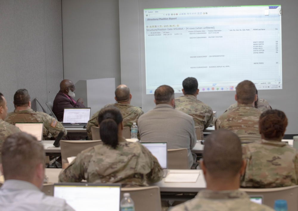 U.S. Army Reserve 143rd Expeditionary Sustainment Command conduct a Global Combat Support System-Army workshop.