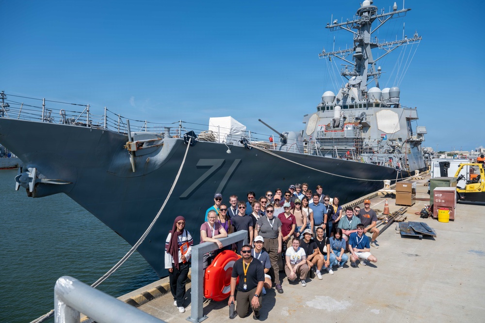 NREIP Interns "Meet the Fleet"