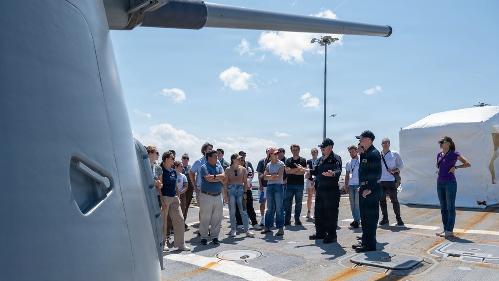 NREIP Interns "Meet the Fleet"