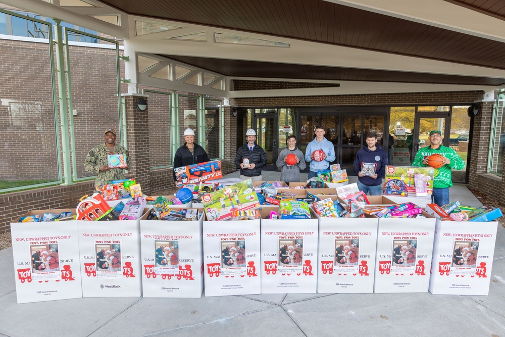 NNSY Holds Annual Toys for Tots Collection