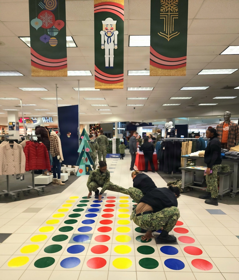 Game On: Sailors Unwind at NEX Great Lakes Ahead of Holiday Break