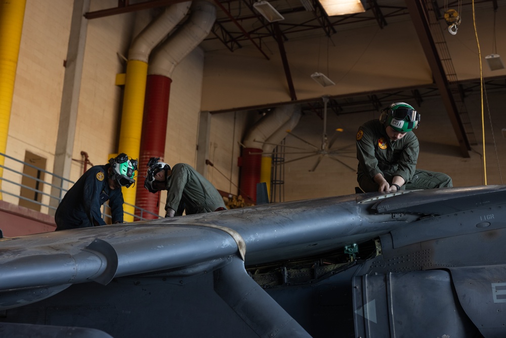 MCAS Yuma AV-8B Harrier II Taken Apart to be Sent to a Prominent National Museum