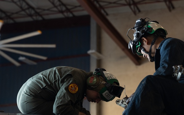MCAS Yuma AV-8B Harrier II Taken Apart to be Sent to a Prominent National Museum