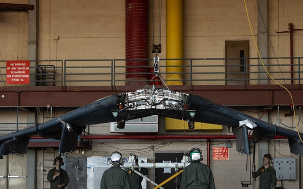 MCAS Yuma AV-8B Harrier II Taken Apart to be Sent to a Prominent National Museum