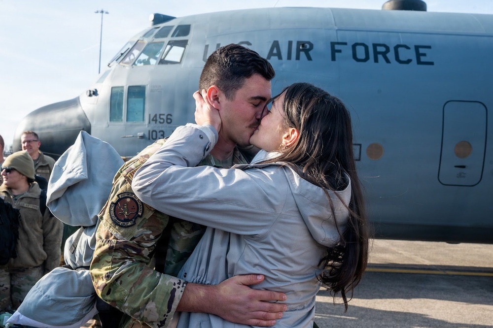 103rd Airlift Wing Airmen Return Home from Overseas Deployment
