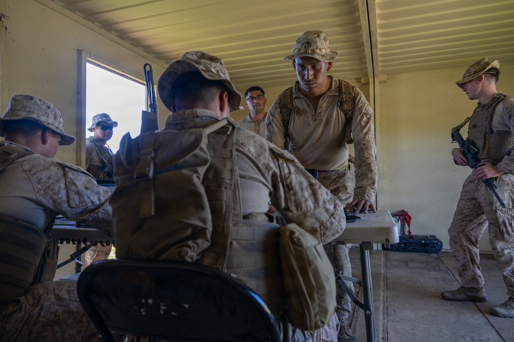 11th MEU Marines Implement Evacuation Control Center