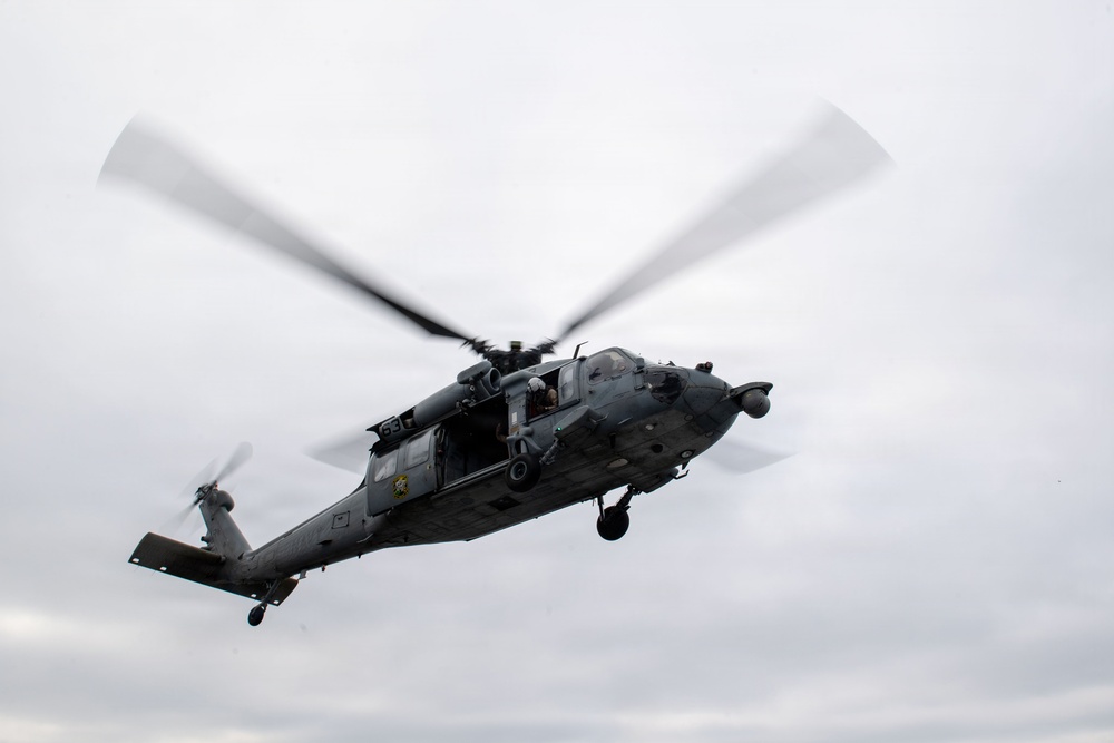 USS Boxer Conducts Fast-Roping Drills